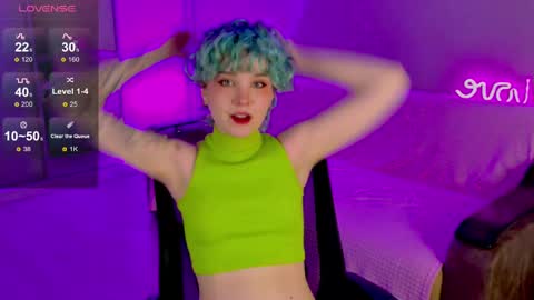 Snapshot of school_love chatting on February 24, 1:10 pm Rina online show from February 24, 1:10 pm