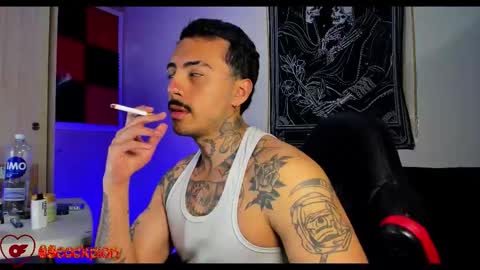 Alejandro help me to reach 200 thumps up online show from October 29, 7:32 am