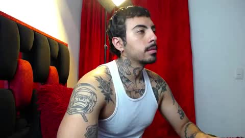 Alejandro help me to reach 200 thumps up online show from April 15, 6:31 am