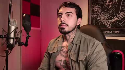 Snapshot of scockpion_ chatting on June 21, 9:34 am Alejandro help me to reach 200 thumps up online show from June 21, 9:34 am