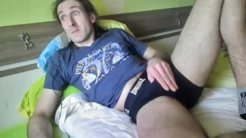 Snapshot of scorkjui chatting on February 11, 10:48 am bossstjan online show from February 11, 10:48 am