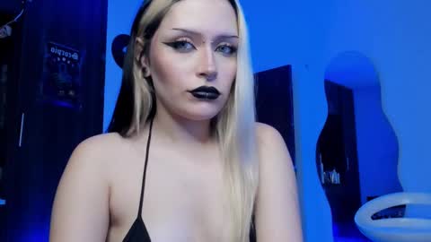 Goddess online show from March 26, 3:01 am