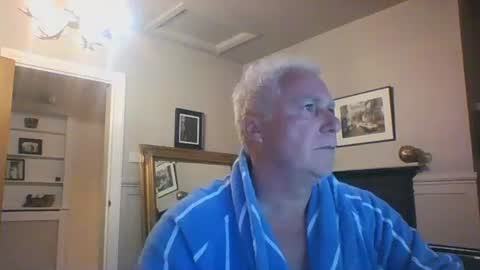 Snapshot of scoti55 chatting on June 6, 7:29 pm scoti55 online show from June 6, 7:29 pm