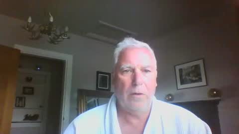 Snapshot of scoti55 chatting on June 7, 6:22 pm scoti55 online show from June 7, 6:22 pm