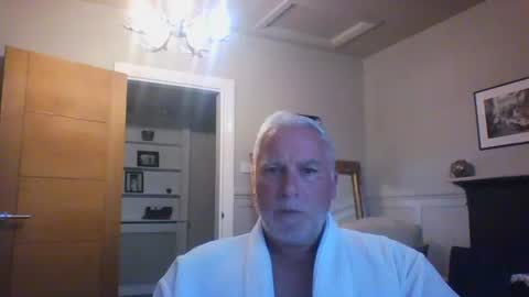 Snapshot of scoti55 chatting on June 12, 8:08 pm scoti55 online show from June 12, 8:08 pm