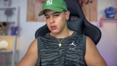 Andrew Flintt online show from November 29, 12:24 am