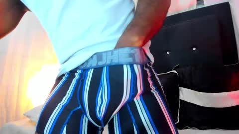 Snapshot of scott_michelle20 chatting on October 19, 12:17 pm SCOTT online show from October 19, 12:17 pm