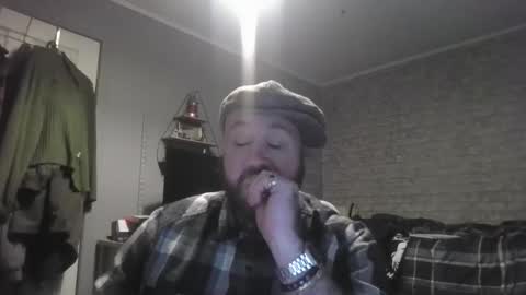 Snapshot of scottish_alien chatting on April 6, 5:52 am Richard James online show from April 6, 5:52 am