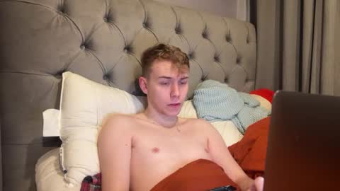 Snapshot of scottish_twink01 chatting on January 12, 5:54 pm danny online show from January 12, 5:54 pm