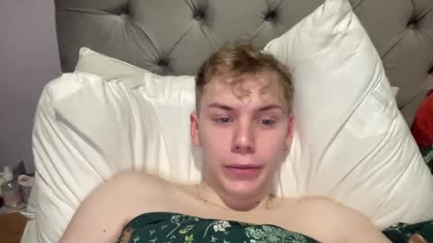 Snapshot of scottish_twink01 chatting on January 26, 3:27 am danny online show from January 26, 3:27 am