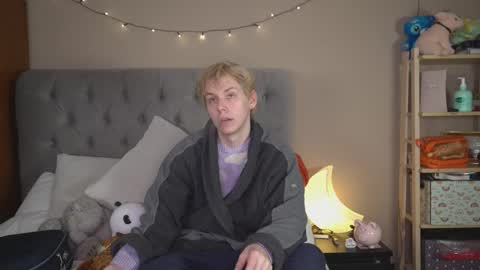 danny online show from February 19, 1:12 am