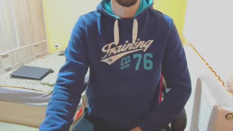 Snapshot of scotty_98 chatting on January 5, 3:13 pm scotty_98 online show from January 5, 3:13 pm