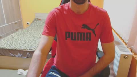 Snapshot of scotty_98 chatting on January 27, 6:20 pm scotty_98 online show from January 27, 6:20 pm