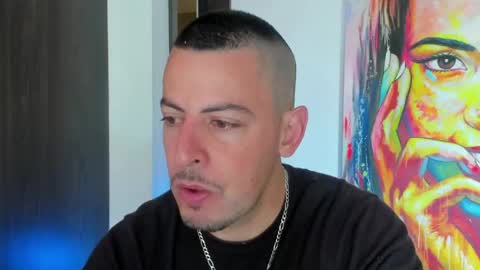 Snapshot of scotty_music chatting on April 19, 1:43 pm Ricardo online show from April 19, 1:43 pm