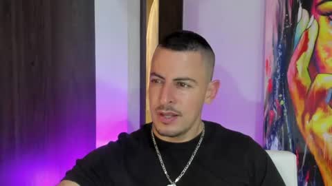 Snapshot of scotty_music chatting on June 12, 12:42 am Ricardo online show from June 12, 12:42 am