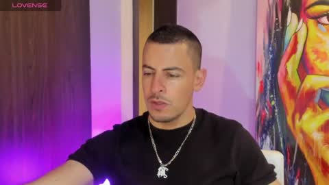 Snapshot of scotty_music chatting on June 28, 12:49 am Ricardo online show from June 28, 12:49 am