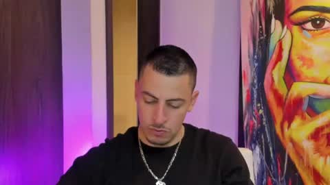 Snapshot of scotty_music chatting on July 6, 11:29 pm Ricardo online show from July 6, 11:29 pm