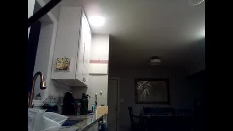 scottyknows101 online show from April 15, 10:44 am