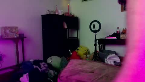 Snapshot of scottynuts chatting on June 30, 5:41 am Doc Scott online show from June 30, 5:41 am