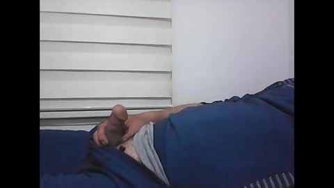 Snapshot of screw2 chatting on March 30, 7:37 pm Evren online show from March 30, 7:37 pm