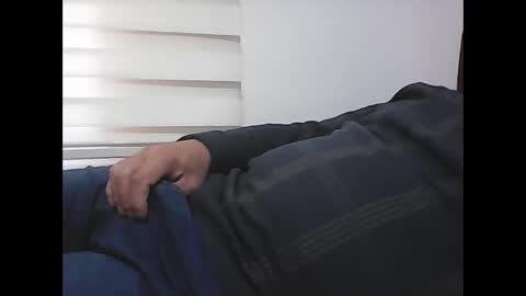 Snapshot of screw2 chatting on April 26, 12:14 pm Evren online show from April 26, 12:14 pm