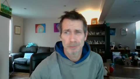 Snapshot of scroach11 chatting on January 7, 5:31 pm GettOffMyLawn online show from January 7, 5:31 pm