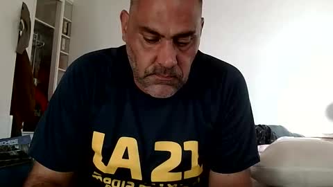 Snapshot of scubi007 chatting on October 5, 4:49 pm scubi007 online show from October 5, 4:49 pm