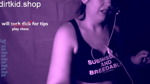 Snapshot of scumbagsmith chatting on February 22, 10:29 am Danni online show from February 22, 10:29 am