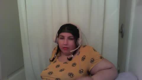 Snapshot of scumbagsmith chatting on October 17, 7:44 am Danni online show from October 17, 7:44 am