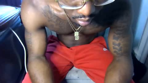 Snapshot of sdawg2xxx chatting on February 1, 7:45 pm sdawg2xxx online show from February 1, 7:45 pm