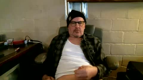 Snapshot of sdh69 chatting on January 17, 7:06 pm eating pussy sucking dick online show from January 17, 7:06 pm