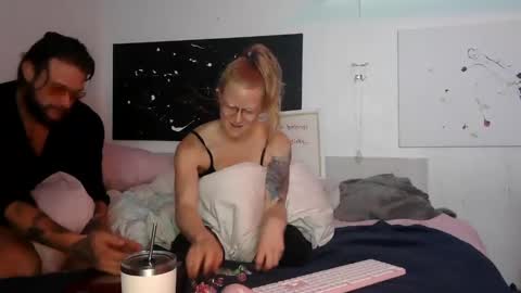 Sdicky Unicorns online show from September 22, 6:26 am