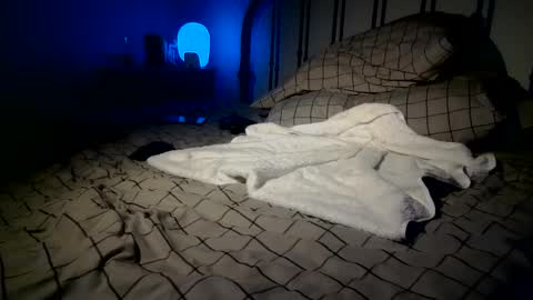 ObvHype online show from April 24, 5:21 am