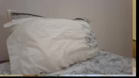 Snapshot of se319747 chatting on November 19, 7:58 pm se319747 online show from November 19, 7:58 pm