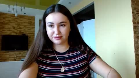 Elizabeth  online show from March 17, 8:06 am