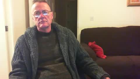 Snapshot of seakrait chatting on January 5, 7:49 pm seakrait online show from January 5, 7:49 pm