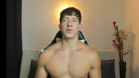 Snapshot of sean_brownx chatting on July 16, 11:16 am Sean online show from July 16, 11:16 am