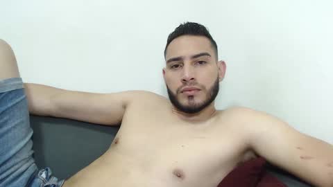 seank_noszka online show from December 26, 7:27 pm