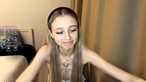 Kate online show from April 3, 4:16 pm