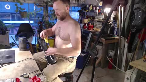 Seattlemanwhore online show from September 18, 2:30 pm