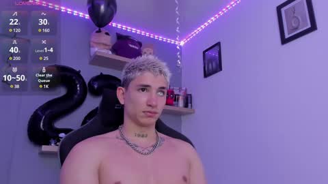 Snapshot of sebas__23 chatting on December 21, 11:34 pm Sebastin online show from December 21, 11:34 pm