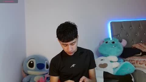 Snapshot of sebas_fire4 chatting on March 15, 10:49 pm sebas_fire4 online show from March 15, 10:49 pm