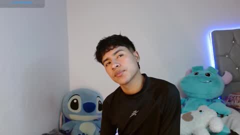 Snapshot of sebas_fire4 chatting on March 17, 8:01 pm sebas_fire4 online show from March 17, 8:01 pm
