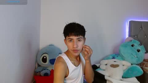 Snapshot of sebas_fire4 chatting on March 30, 12:00 am sebas_fire4 online show from March 30, 12:00 am