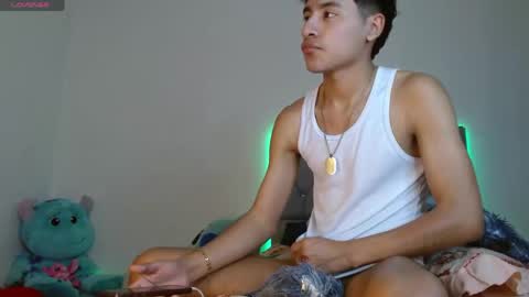 Snapshot of sebas_fire4 chatting on May 16, 12:40 am sebas_fire4 online show from May 16, 12:40 am