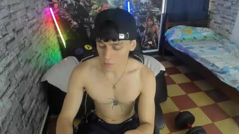 sebas jusa online show from April 18, 1:04 pm