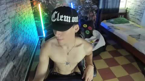 sebas jusa online show from April 30, 1:06 pm