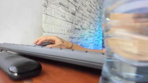 sebas jusa online show from May 12, 1:19 pm