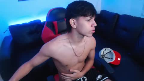 Snapshot of sebas_pretty chatting on October 10, 1:54 pm SEBAS online show from October 10, 1:54 pm