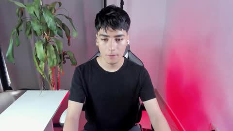 sebastian online show from March 24, 3:17 pm